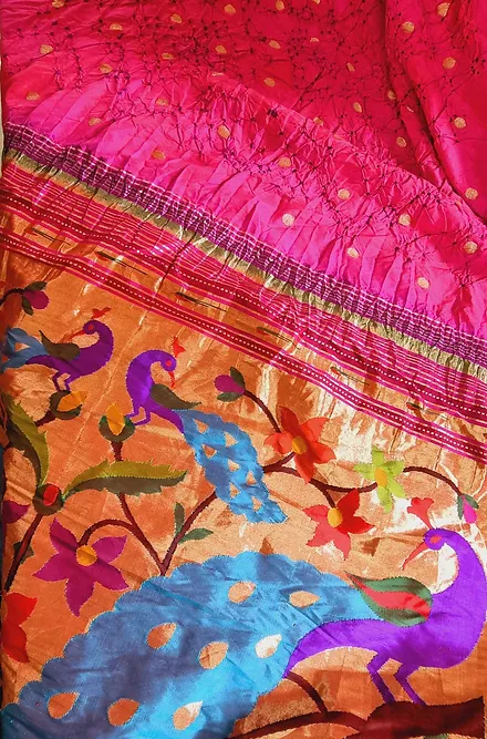 Handloom-muniya-paithani-with-bandhani-1 Handloom-muniya-paithani-with-bandhani-1