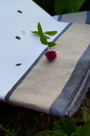 White and grey handloom pure cotton Paithani saree with minimal black butti motifs and classic striped border
